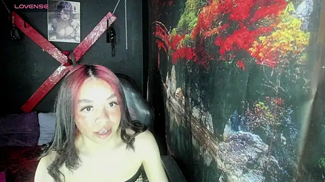 Snapshot of Tracy_KS chatting on 10, 11, 2025 Tracy KS online show from 10, 11, 2025