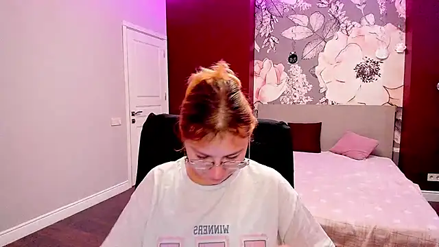 AngelinaLow online show from 23, 2, 2026