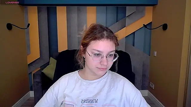 AngelinaLow online show from 26, 2, 2026