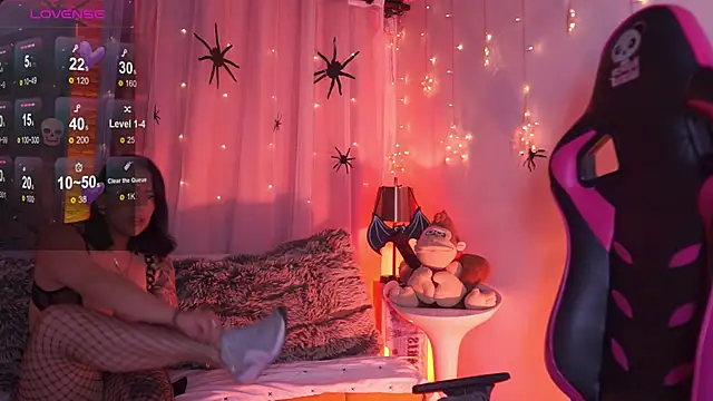 Madison Mayer online show from 24, 10, 2025