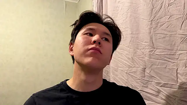 Snapshot of aliktasty chatting on 13, 12, 2025 aliktasty online show from 13, 12, 2025