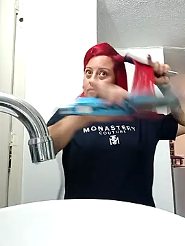 Snapshot of LEIDY_LORENA chatting on 7, 10, 2025 LEIDY LORENA online show from 7, 10, 2025