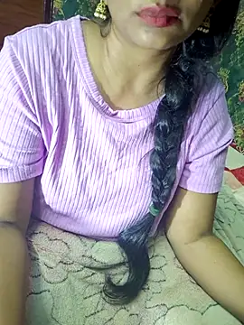 Snapshot of Shalini_telugu09 chatting on 24, 10, 2025 Shalini telugu09 online show from 24, 10, 2025