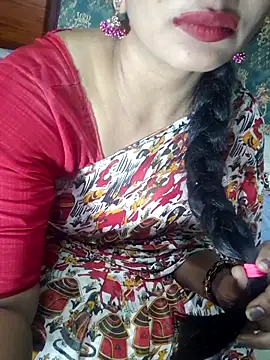 Snapshot of Shalini_telugu09 chatting on 9, 6, 2026 Shalini telugu09 online show from 9, 6, 2026