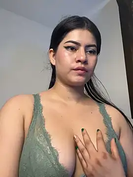 Snapshot of Saanvi21 chatting on 14, 3, 2025 Saanvi21 online show from 14, 3, 2025