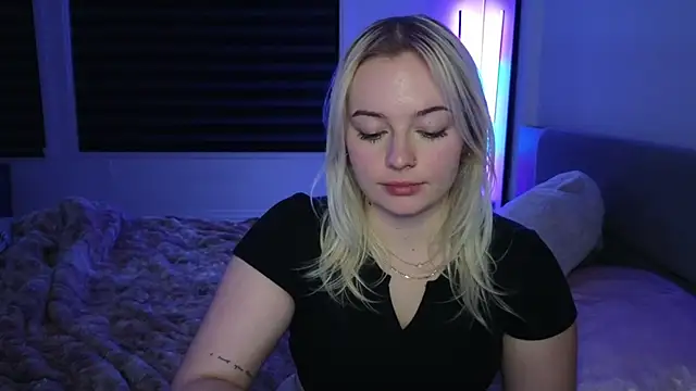 margot robbie7 online show from 26, 11, 2025