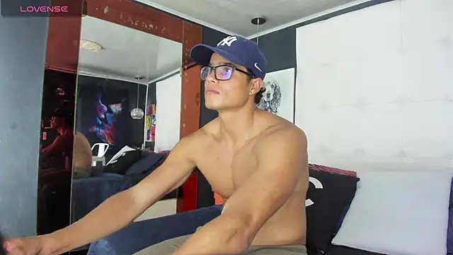 Christian Musclet4 online show from 21, 3, 2025