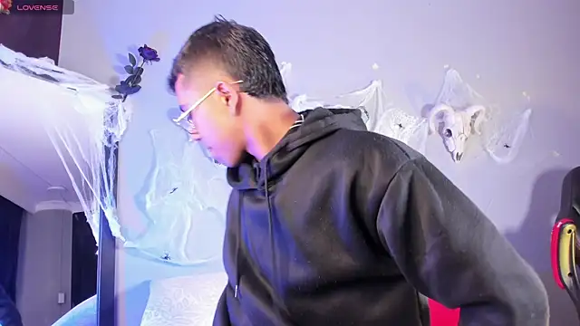 Colstorw  online show from 22, 10, 2025