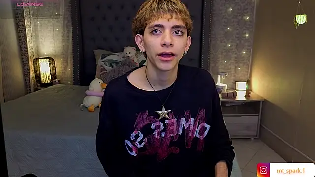 Matty Sparkk online show from 2, 12, 2025