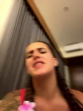 DarkVelvet online show from 13, 4, 2026