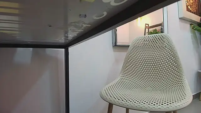 Snapshot of Coral_Lise chatting on 22, 9, 2025 Coral Lise online show from 22, 9, 2025
