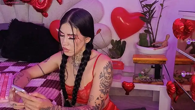 Snapshot of AnfisaLetyagho chatting on 21, 9, 2025 AnfisaLetyagho online show from 21, 9, 2025