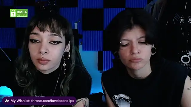 Snapshot of lovelockedlips chatting on 13, 5, 2026 lovelockedlips online show from 13, 5, 2026
