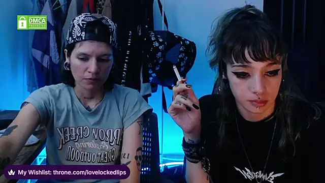 Snapshot of lovelockedlips chatting on 21, 5, 2026 lovelockedlips online show from 21, 5, 2026