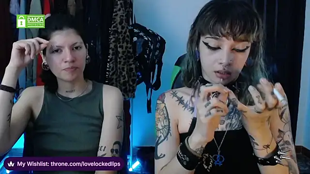 Snapshot of lovelockedlips chatting on 29, 5, 2026 lovelockedlips online show from 29, 5, 2026