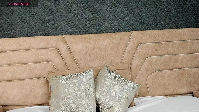 Snapshot of alice_foxred chatting on 14, 3, 2025 alice foxred online show from 14, 3, 2025