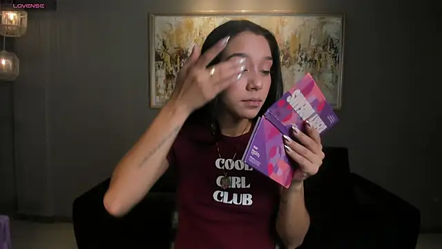 Snapshot of AmaliaCrus chatting on 11, 10, 2025 AmaliaCrus online show from 11, 10, 2025