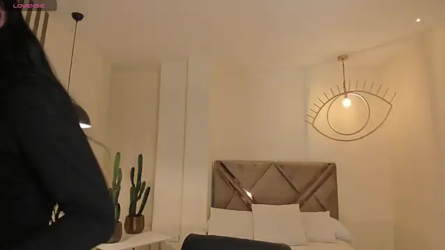 Snapshot of AmaliaCrus chatting on 27, 11, 2025 AmaliaCrus online show from 27, 11, 2025