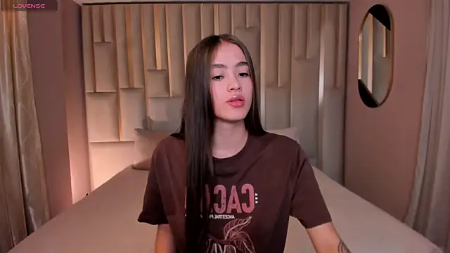 Snapshot of MaiaCollins chatting on 20, 9, 2025 MaiaCollins online show from 20, 9, 2025