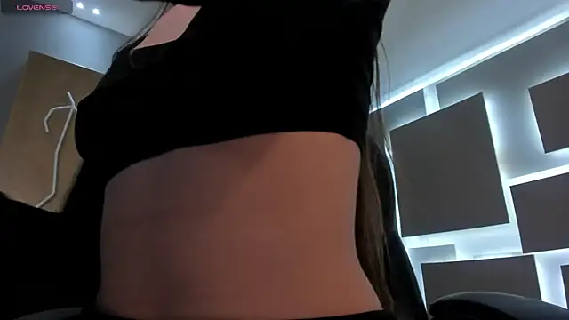 Snapshot of MaiaCollins chatting on 22, 10, 2025 MaiaCollins online show from 22, 10, 2025