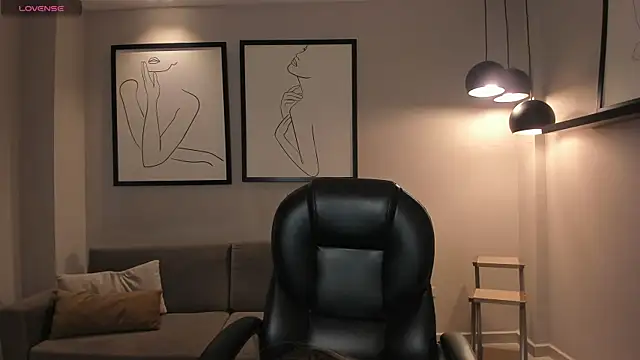 Snapshot of MaiaCollins chatting on 24, 10, 2025 MaiaCollins online show from 24, 10, 2025