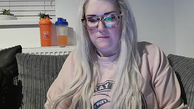 Snapshot of Sizzling_Indie36 chatting on 13, 9, 2025 Sizzling Indie36 online show from 13, 9, 2025