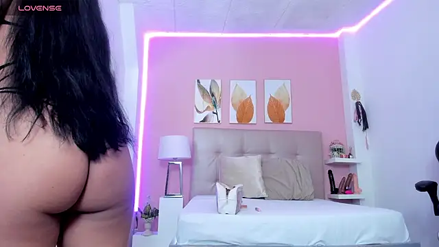 Molly h0t online show from 21, 4, 2026