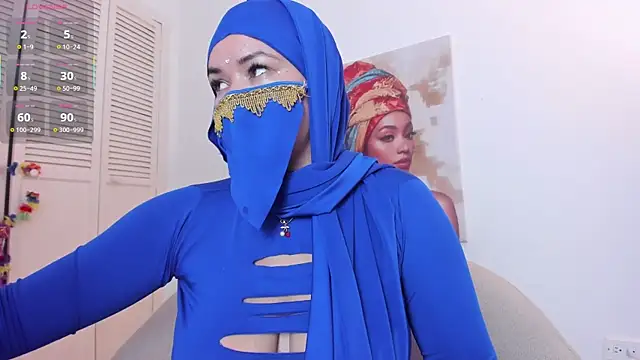 Layla arabelle online show from 10, 9, 2025