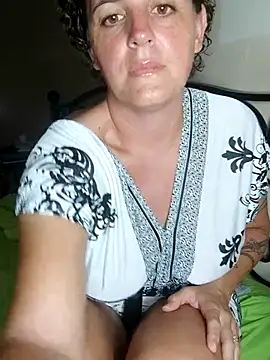 emiliemilf online show from 22, 2, 2026