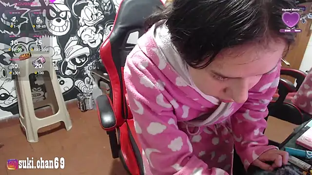 Snapshot of Sukychan_ chatting on 14, 11, 2025 Sukychan online show from 14, 11, 2025