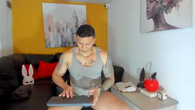 ethan dalton  online show from 28, 10, 2025