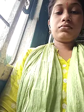 Snapshot of adrija94 chatting on 2, 11, 2025 adrija94 online show from 2, 11, 2025