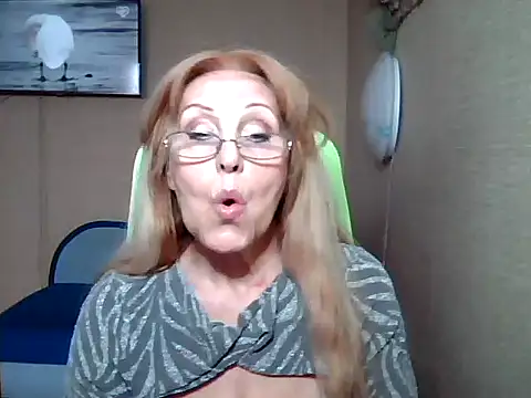 Snapshot of Margo_Sweety chatting on 17, 3, 2025 Margo Sweety online show from 17, 3, 2025