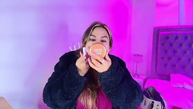 Snapshot of Lia_adamsss chatting on 13, 1, 2026 Lia adamsss online show from 13, 1, 2026