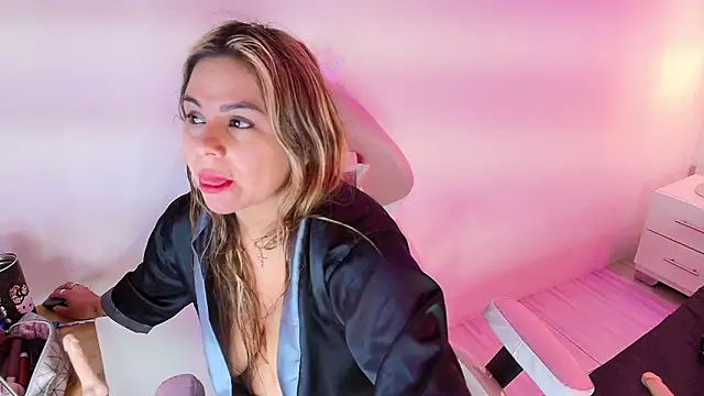 Snapshot of Lia_adamsss chatting on 1, 2, 2026 Lia adamsss online show from 1, 2, 2026