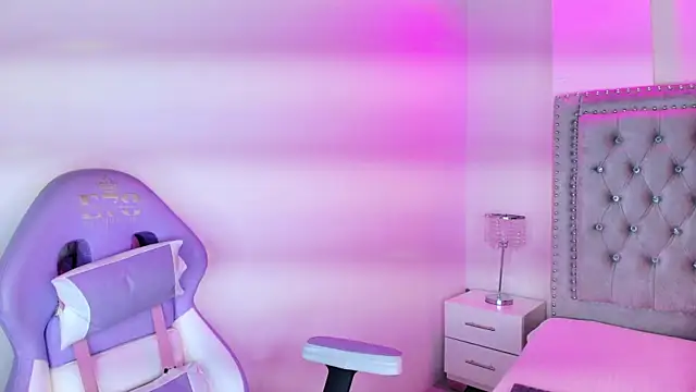 Lia adamsss online show from 9, 4, 2026