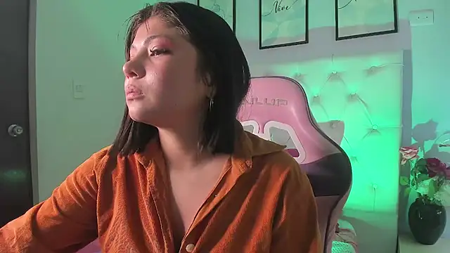 abby roux online show from 23, 11, 2025