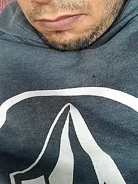 Snapshot of Hotbooy chatting on 14, 11, 2025 Hotbooy online show from 14, 11, 2025