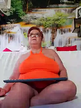 QueenPammy1 online show from 5, 2, 2025