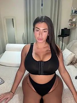 Snapshot of ultimate_PAWG chatting on 11, 4, 2026 ultimate PAWG online show from 11, 4, 2026