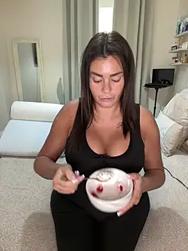 Snapshot of ultimate_PAWG chatting on 16, 4, 2026 ultimate PAWG online show from 16, 4, 2026