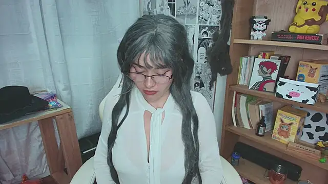 Snapshot of MitsuChan_ chatting on 3, 12, 2025 MitsuChan online show from 3, 12, 2025