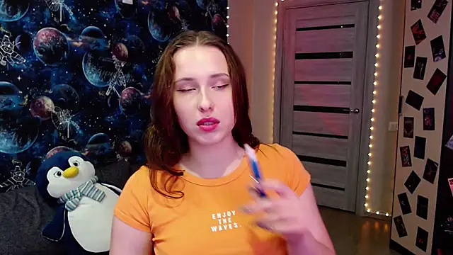 BarbiePieer online show from 17, 10, 2025