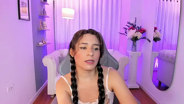 hanna mils online show from 23, 6, 2026