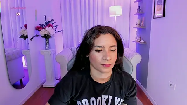 hanna mils online show from 4, 7, 2026