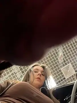 MilaBee online show from 25, 3, 2026