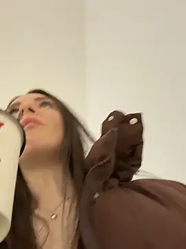 MilaBee online show from 21, 4, 2026