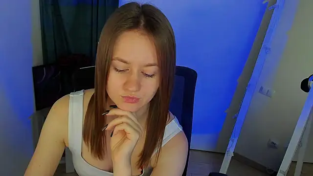 Catherine e online show from 25, 10, 2025