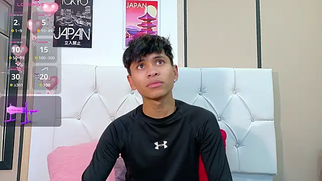 Snapshot of Ethan_Westt chatting on 19, 11, 2025 Ethan Westt online show from 19, 11, 2025