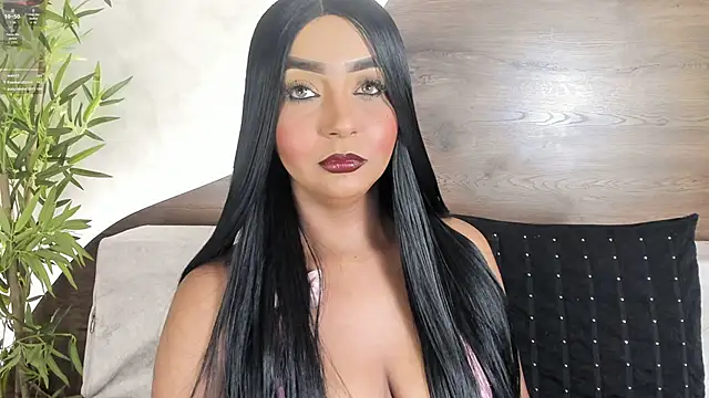 mia lacy  online show from 26, 9, 2025